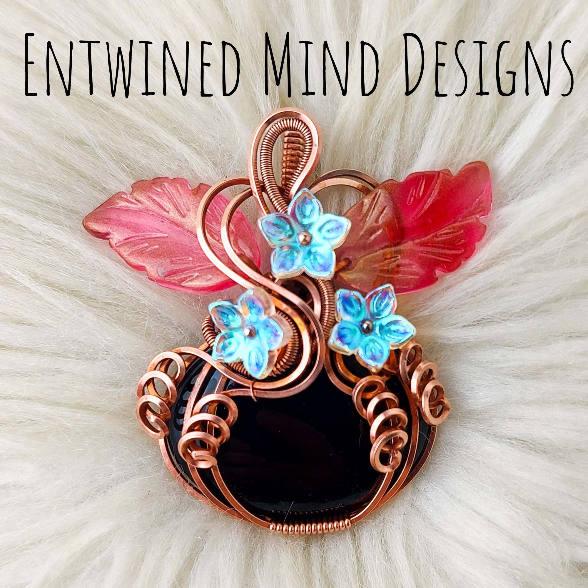 Black Onyx Pumpkin Pendant In Copper