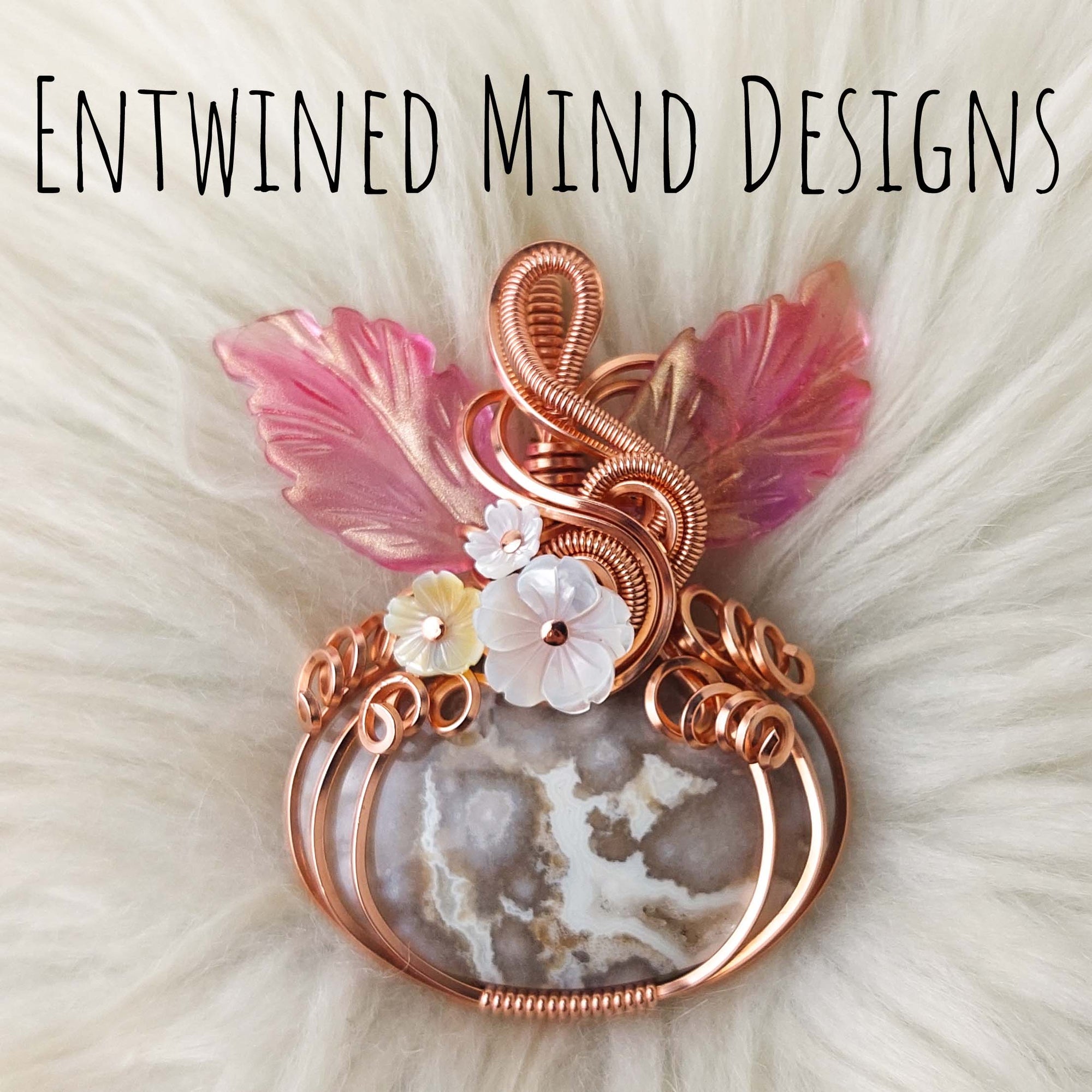 White Agate Pumpkin Pendant In Copper