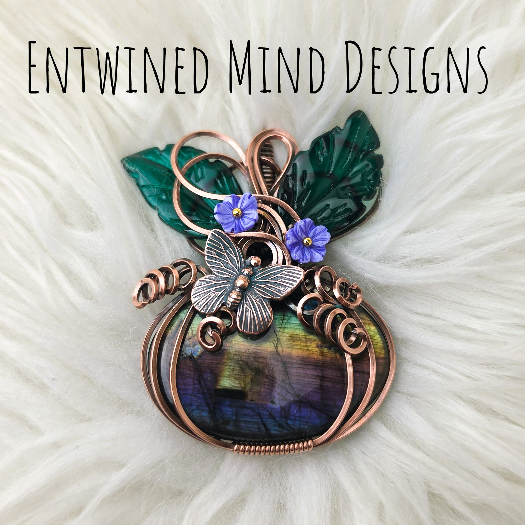 Rainbow Labradorite Pumpkin Pendant In Copper