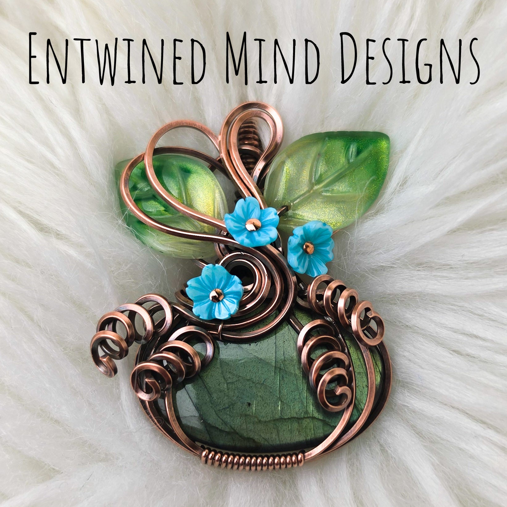 Green Labradorite Pumpkin Pendant In Copper