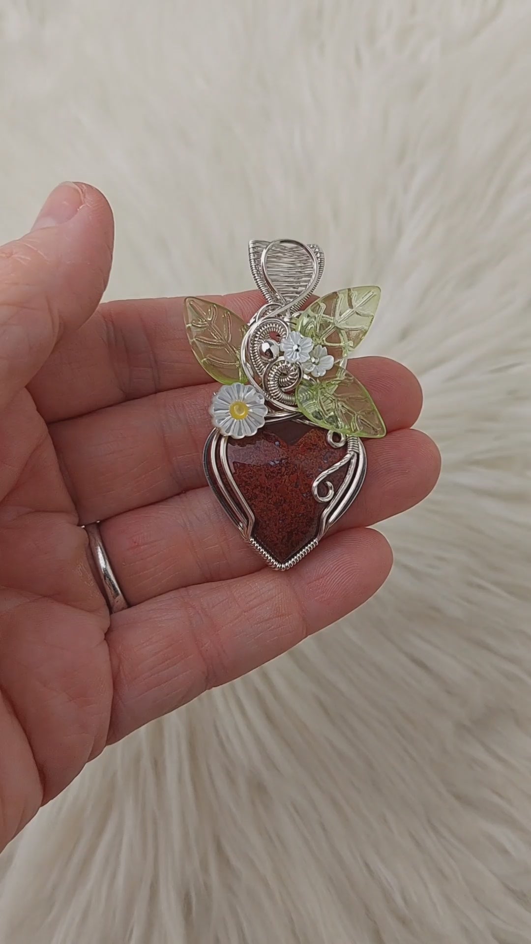 M.S.S Project バレンタインアクセサリー Artisan Cut Red Moss Agate And Sterling Silver Heart Pendant